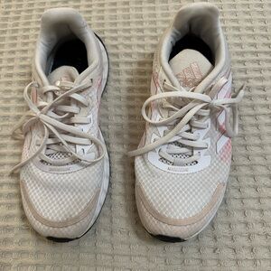 Women's Athletic Shoes in White and Pink